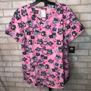 NWT Dickies Owl Print Pink short sleeve v neck scrub top